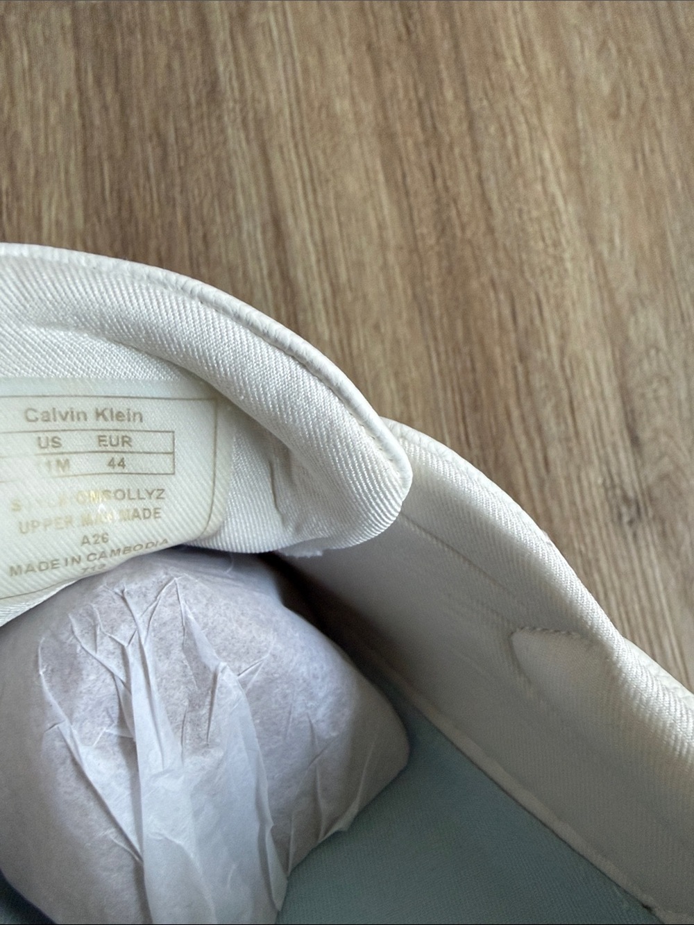 Calvin Klein Sollyz White Leather Sneakers with Light Blue Heel Accent Size 11 - Picture 9 of 10